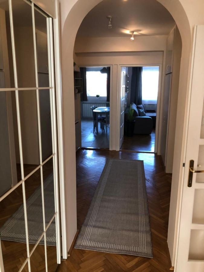 Apartamento Szeged Gyoengye Exterior foto