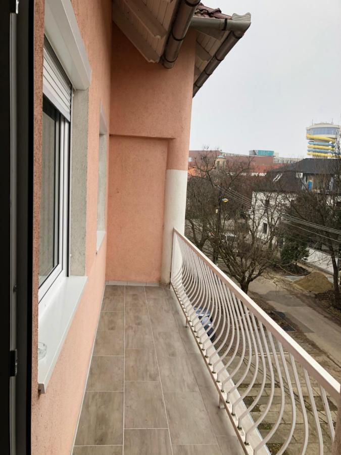 Apartamento Szeged Gyoengye Exterior foto